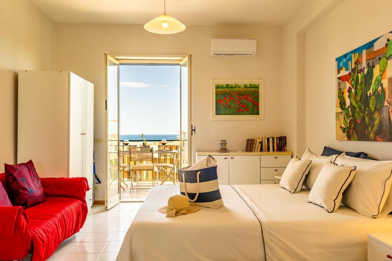 La Casa Di Stefe Apartment Giardini Naxos Ngoại thất bức ảnh